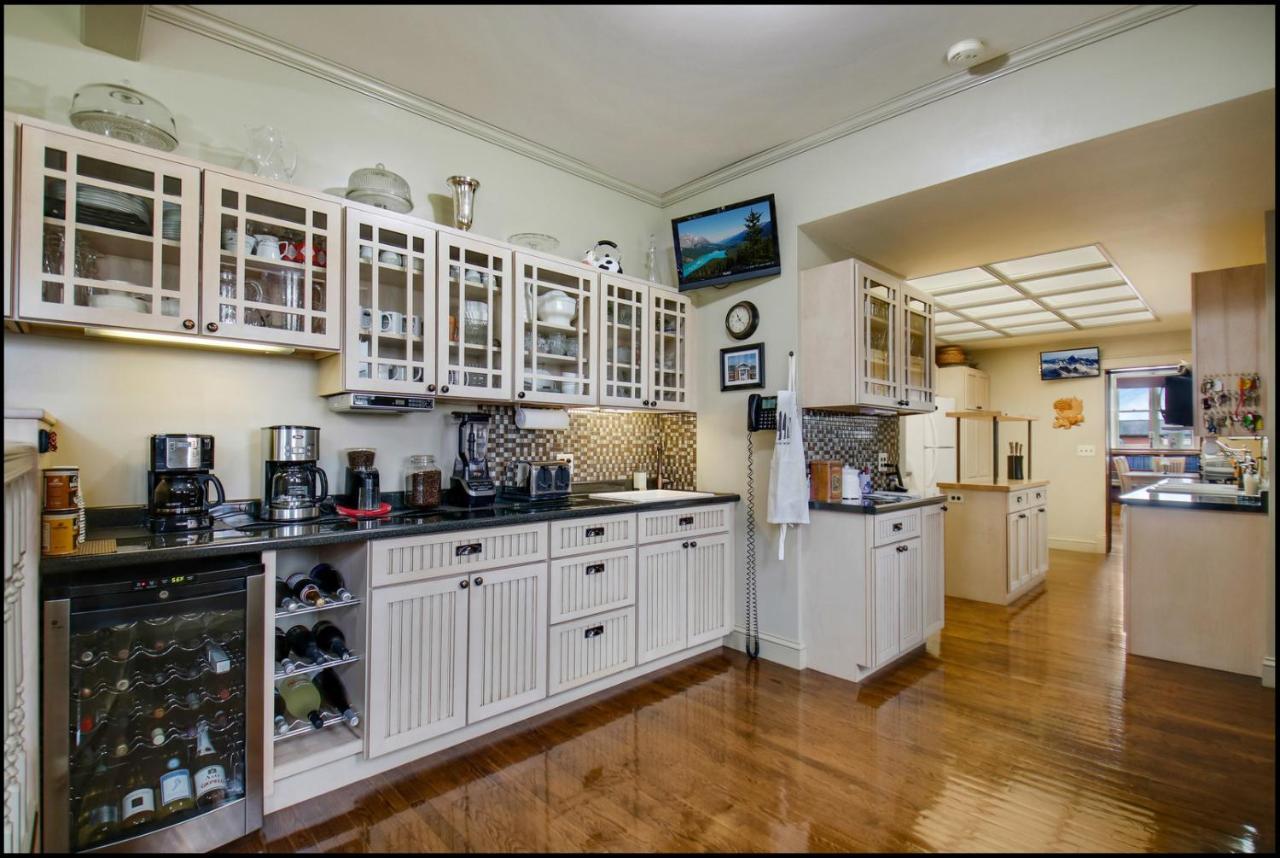 Carnegie Hall Boutique Hotel Ladysmith Екстериор снимка