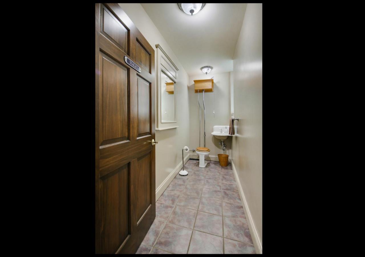Carnegie Hall Boutique Hotel Ladysmith Екстериор снимка